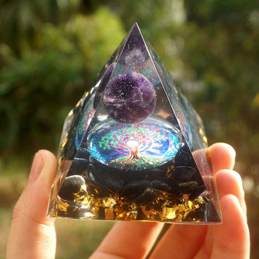 Kraftvolle Deko: Orgonit- Pyramide mit Amethyst oder Obsidian